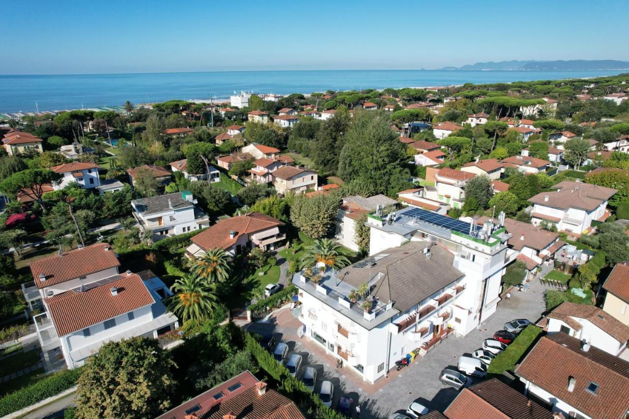 Hotel Tarabella Forte dei Marmi Exterior foto