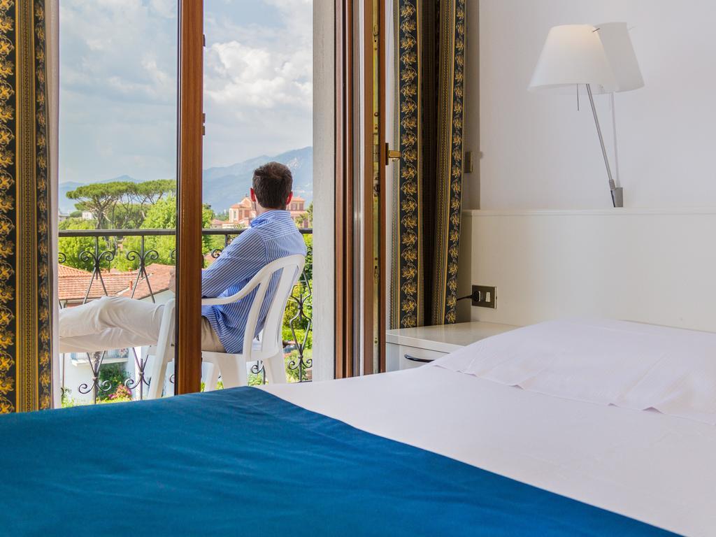 Hotel Tarabella Forte dei Marmi Quarto foto